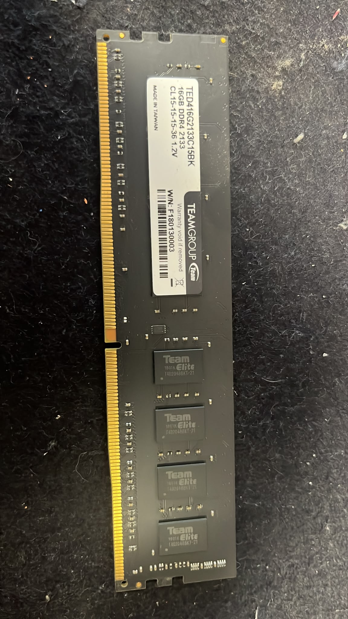 Banco RAM TeamGroup Elite 16GB DDR4